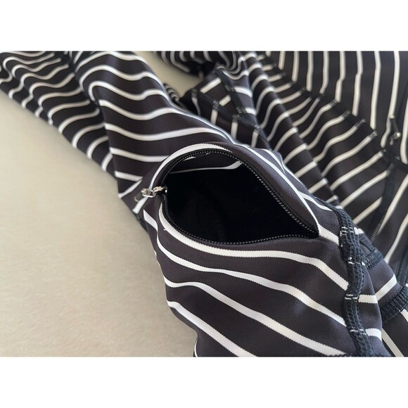 ATHLETA Contender 7/8 Legging Womens Size XS Striped Zippered Pocket Compression - Picture 7 of 13